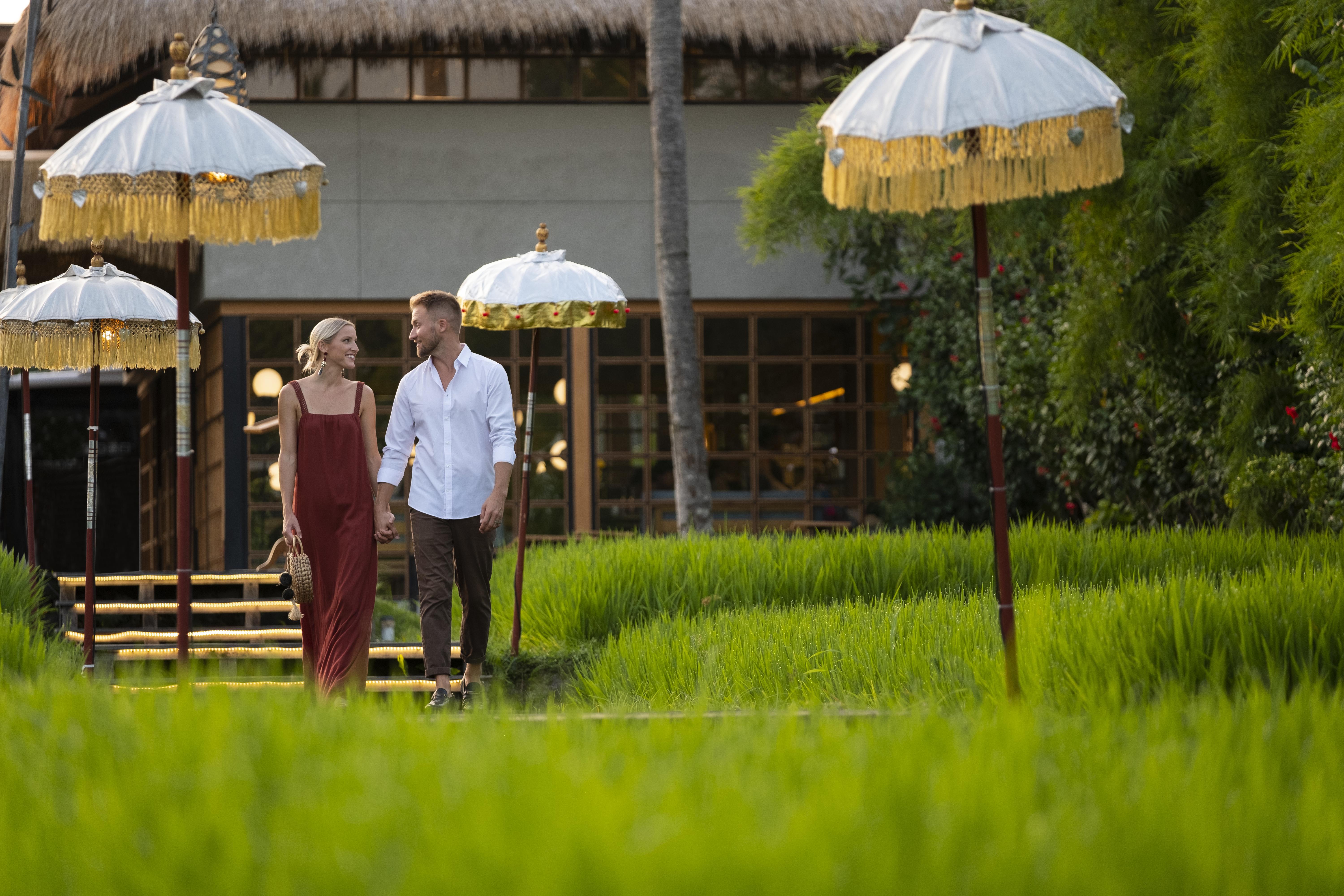 Alaya Resort Ubud Exteriér fotografie The resort's main entrance